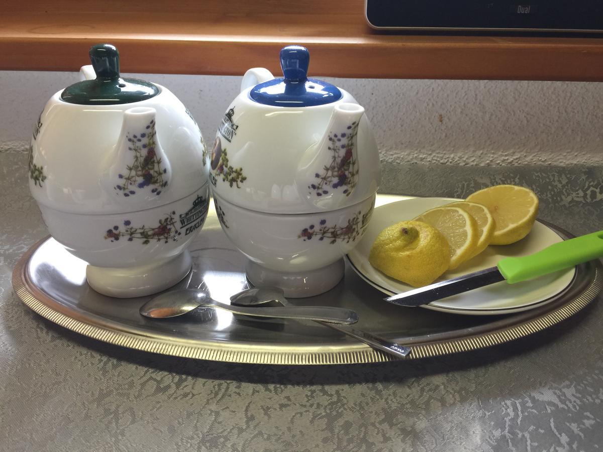 Bed & Breakfast Region Murtensee Münchenwiler エクステリア 写真