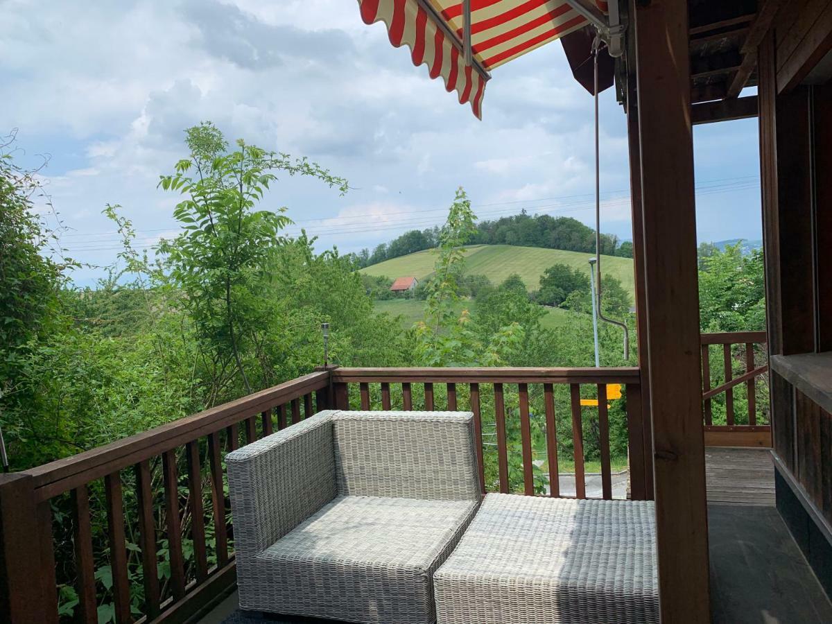 Bed & Breakfast Region Murtensee Münchenwiler エクステリア 写真