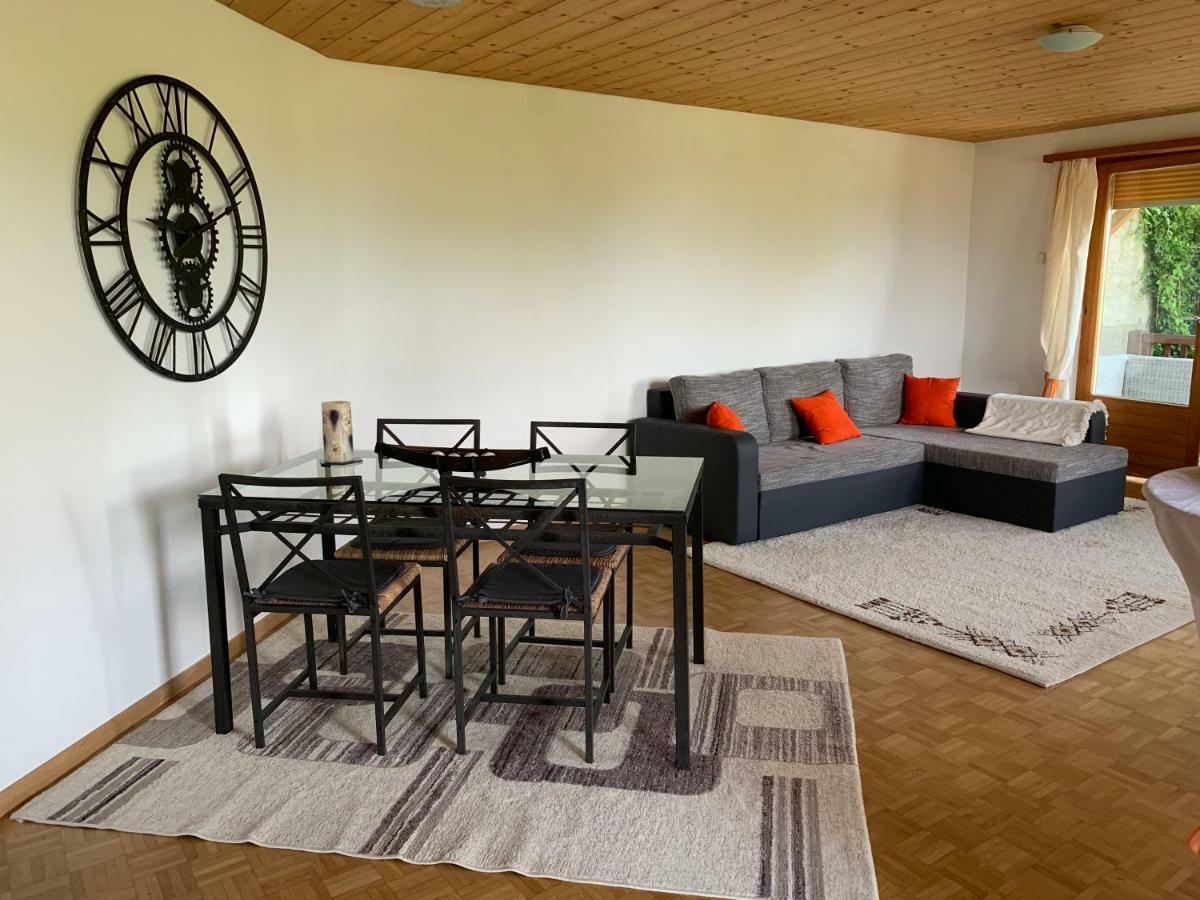 Bed & Breakfast Region Murtensee Münchenwiler エクステリア 写真