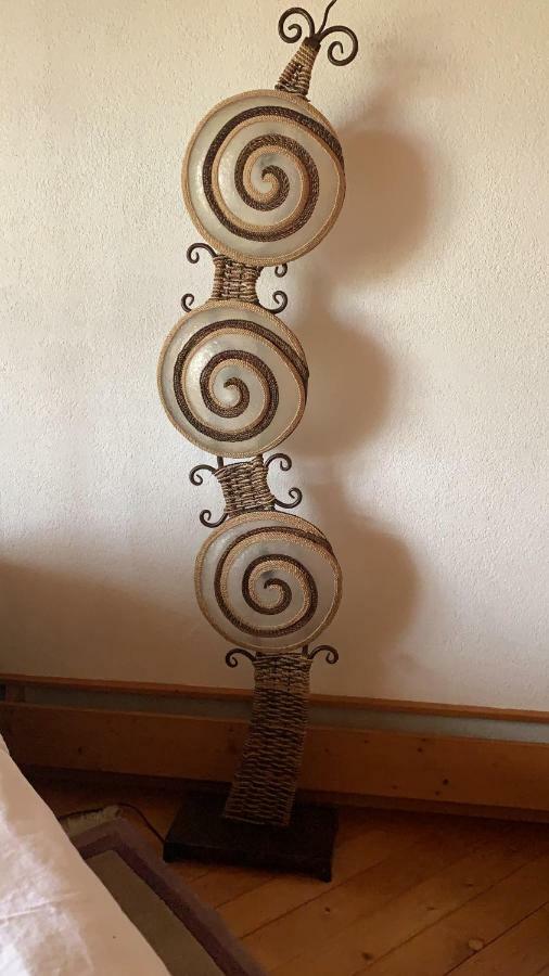 Bed & Breakfast Region Murtensee Münchenwiler エクステリア 写真