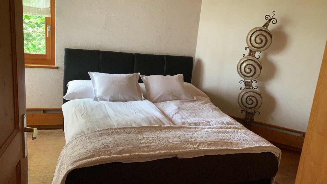 Bed & Breakfast Region Murtensee Münchenwiler エクステリア 写真
